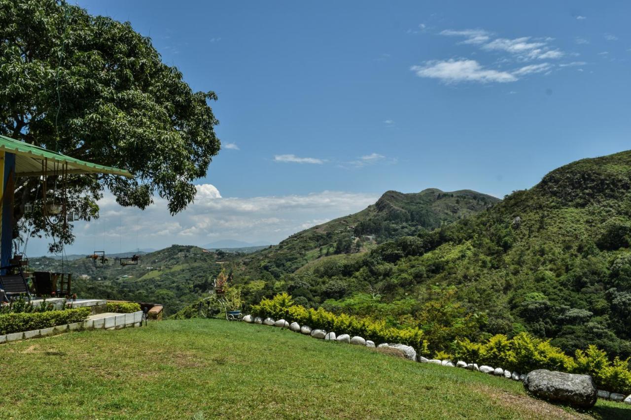 Bosque El Descanso Jamundí Екстериор снимка